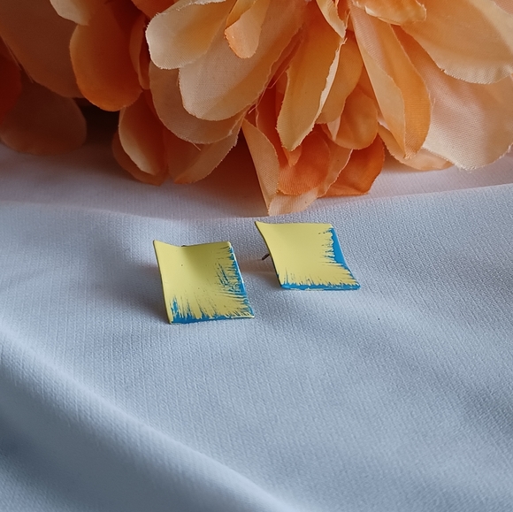 Yellow/Blue Geometric Earrings - Picture 4 of 9